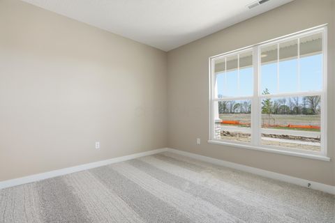 Tiny photo for 4539 Corsican Loop E, Hilliard, OH 43026 (MLS # 225045498)