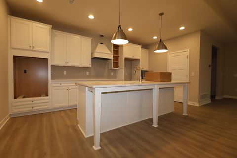 Tiny photo for 4539 Corsican Loop E, Hilliard, OH 43026 (MLS # 225045498)