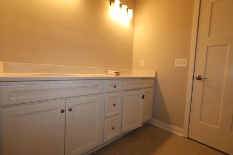 Tiny photo for 4539 Corsican Loop E, Hilliard, OH 43026 (MLS # 225045498)