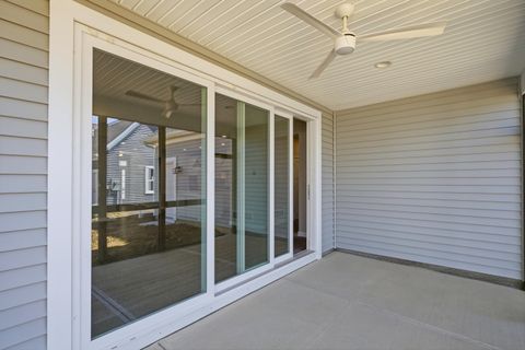 Tiny photo for 4539 Corsican Loop E, Hilliard, OH 43026 (MLS # 225045498)