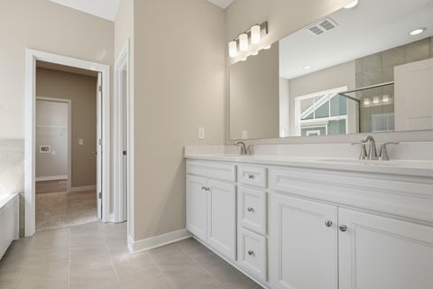 Tiny photo for 4539 Corsican Loop E, Hilliard, OH 43026 (MLS # 225045498)