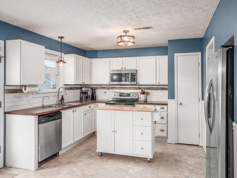 Tiny photo for 677 Lehner Woods Boulevard, Delaware, OH 43015 (MLS # 226014010)