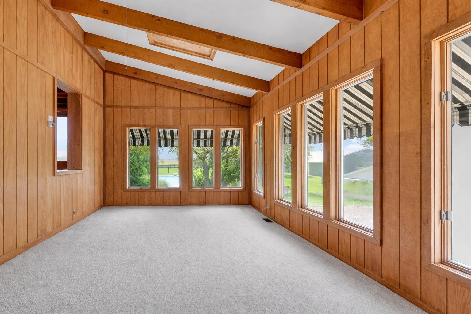 Centerburg, Ohio, 43011, United States, 4 Bedrooms Bedrooms, ,3 BathroomsBathrooms,Residential,Contingent,2052110