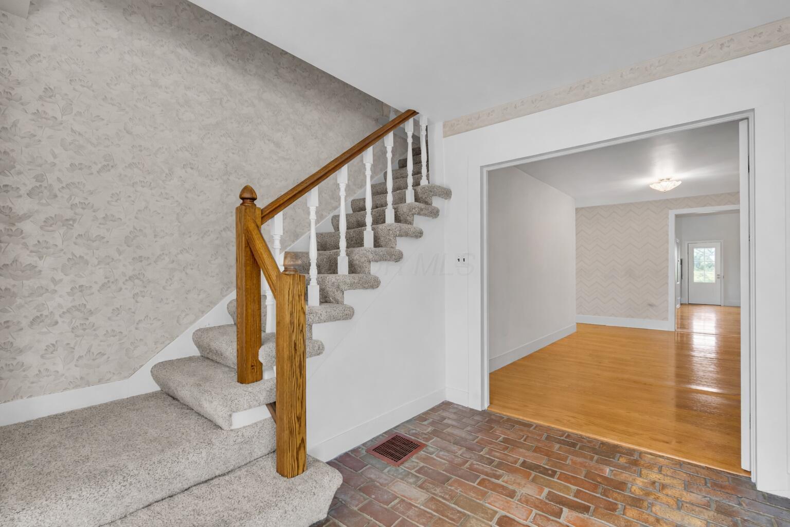 Centerburg, Ohio, 43011, United States, 4 Bedrooms Bedrooms, ,3 BathroomsBathrooms,Residential,Contingent,2052110