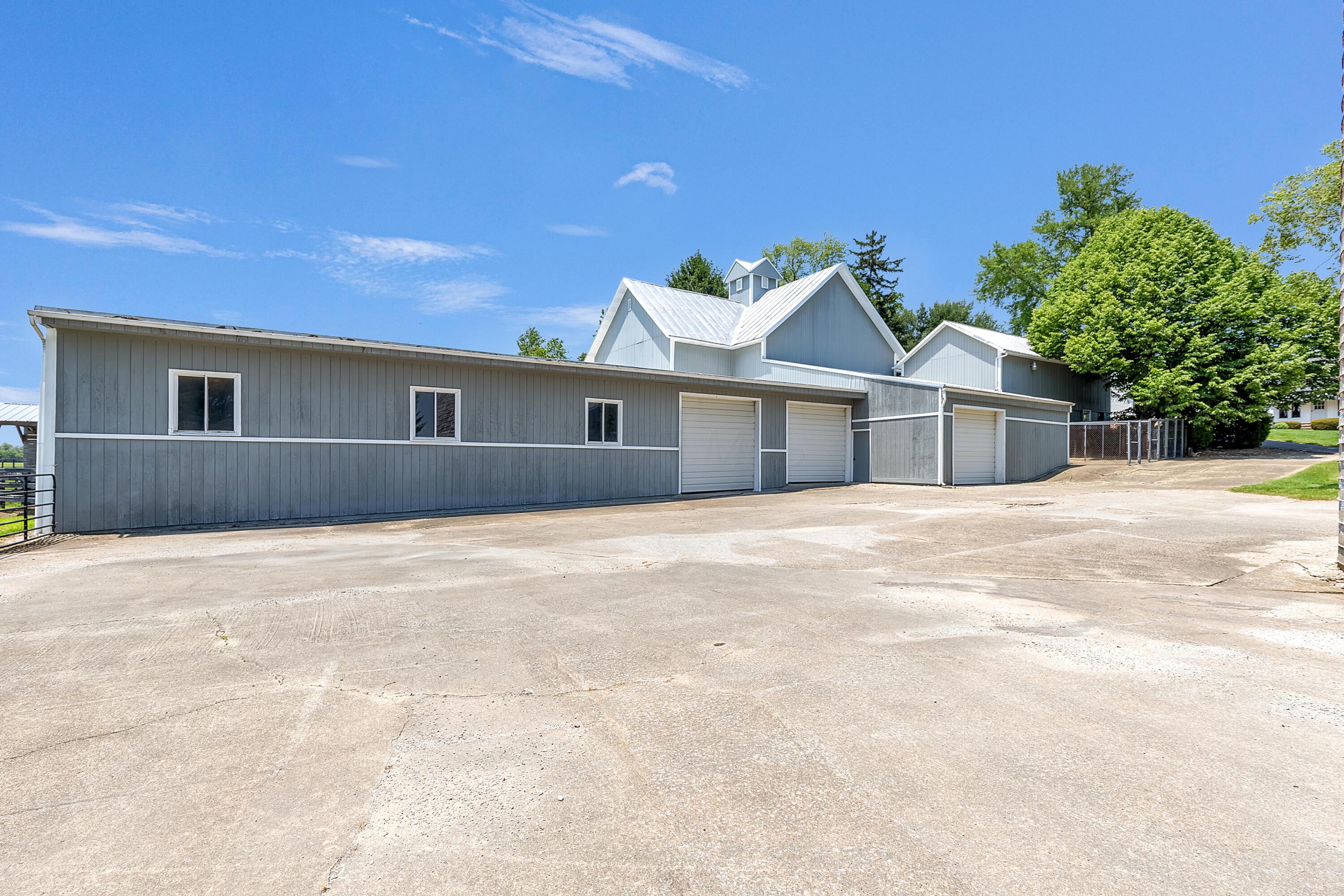 Centerburg, Ohio, 43011, United States, 4 Bedrooms Bedrooms, ,3 BathroomsBathrooms,Residential,Contingent,2052110