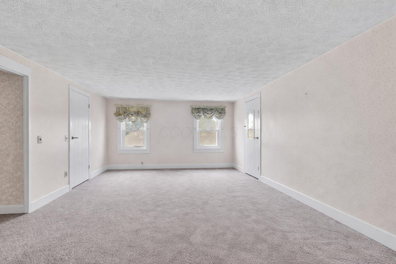 Centerburg, Ohio, 43011, United States, 4 Bedrooms Bedrooms, ,3 BathroomsBathrooms,Residential,Contingent,2052110