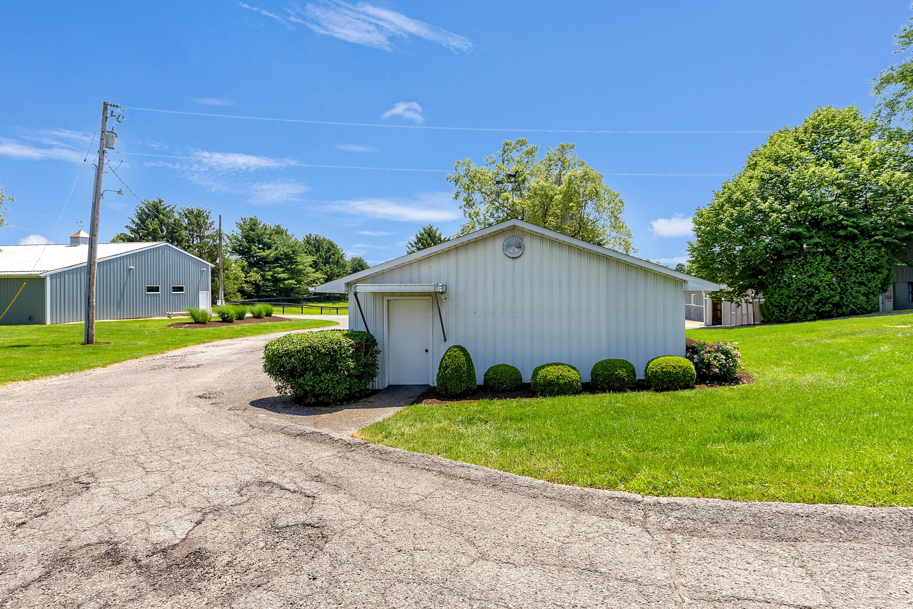 Centerburg, Ohio, 43011, United States, 4 Bedrooms Bedrooms, ,3 BathroomsBathrooms,Residential,Contingent,2052110