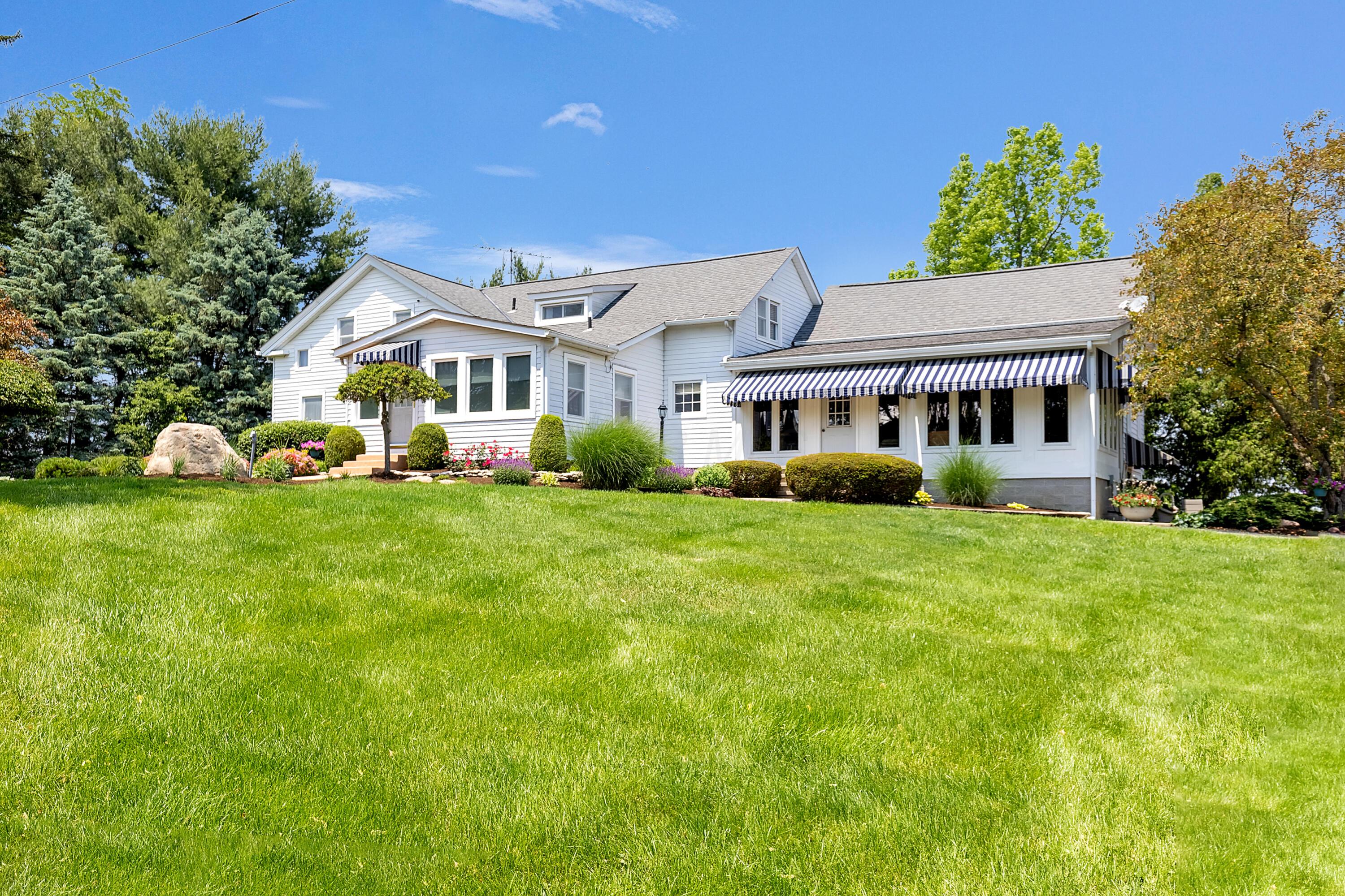 Centerburg, Ohio, 43011, United States, 4 Bedrooms Bedrooms, ,3 BathroomsBathrooms,Residential,Contingent,2052110