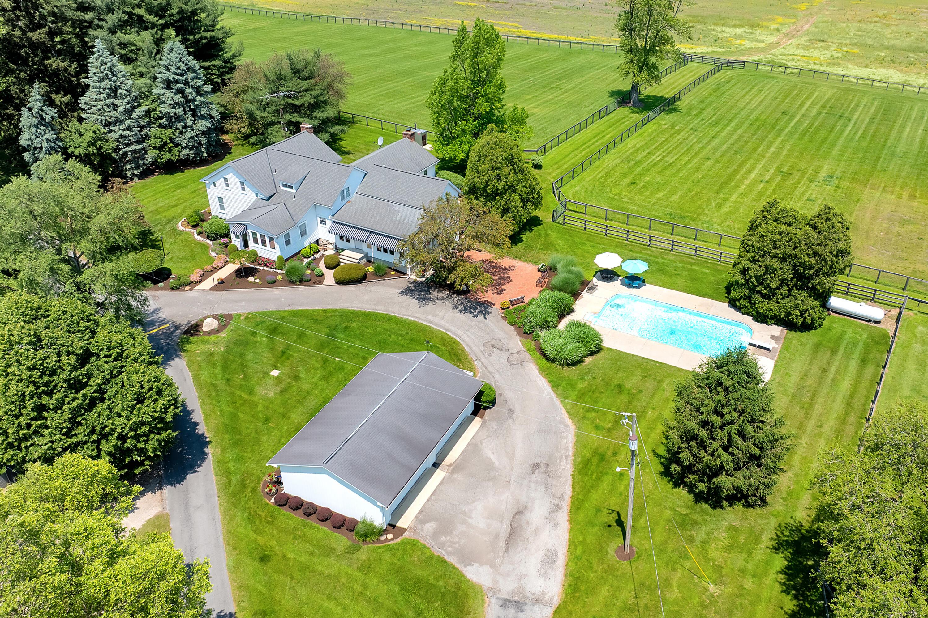 Centerburg, Ohio, 43011, United States, 4 Bedrooms Bedrooms, ,3 BathroomsBathrooms,Residential,Contingent,2052110