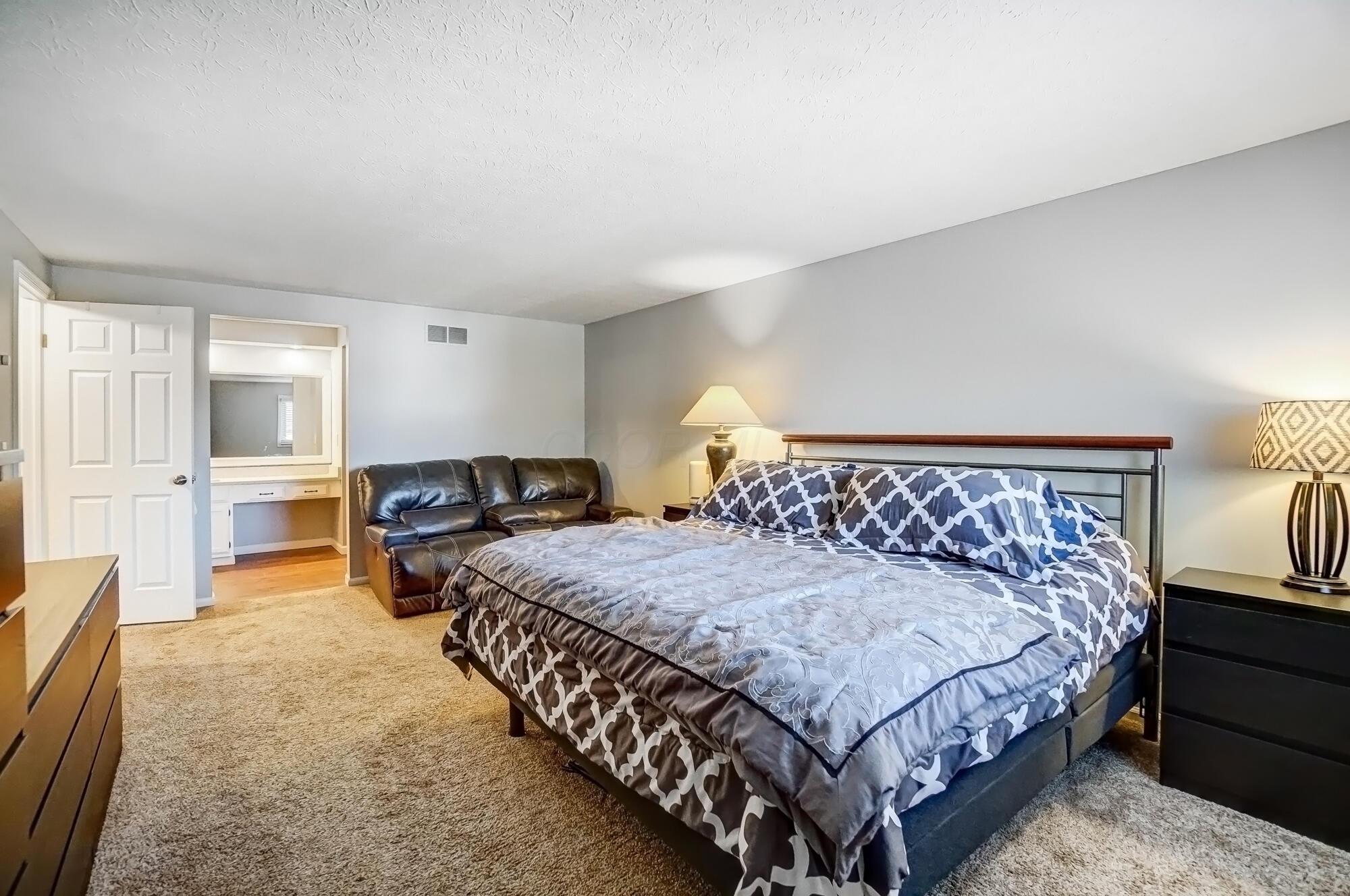 11730 Coventry Avenue, Pickerington, Ohio image 25