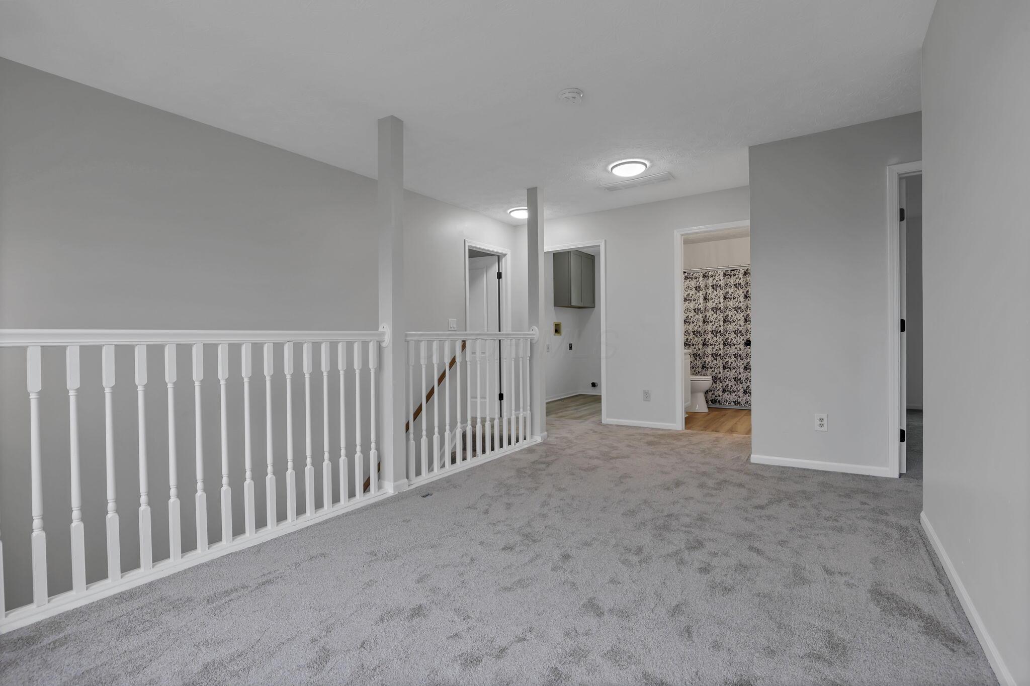 1528 Mckinney Lane, Pataskala, Ohio image 27