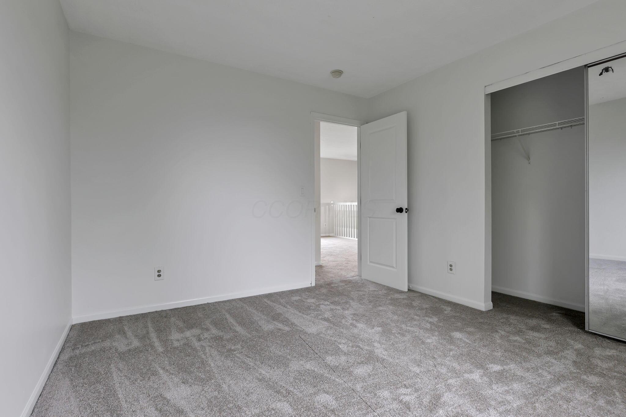 1528 Mckinney Lane, Pataskala, Ohio image 31