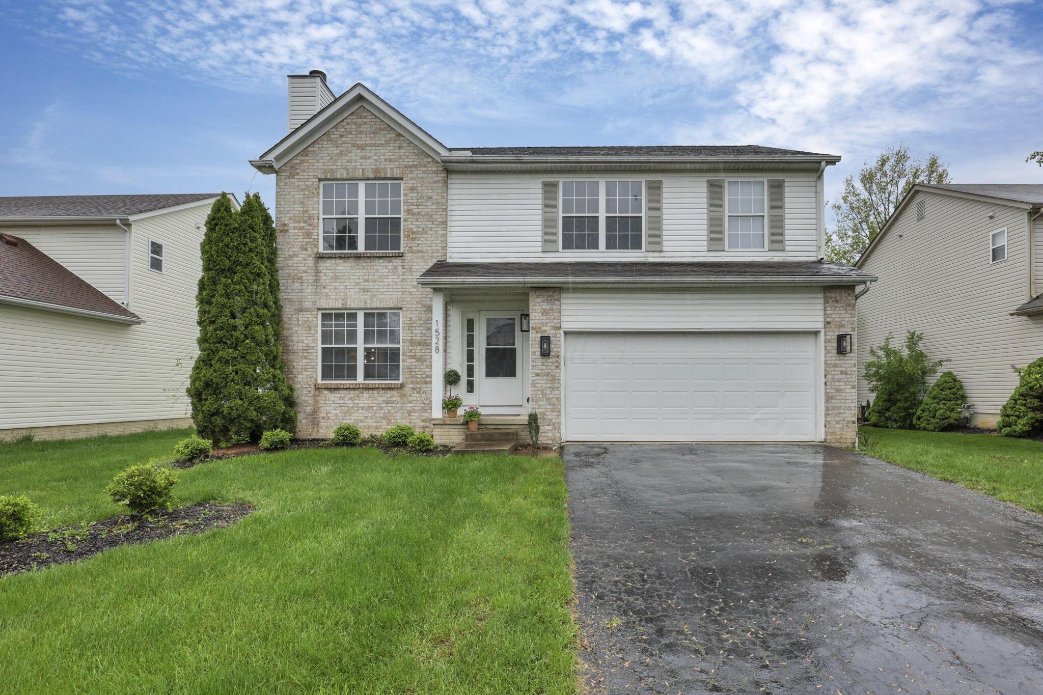 1528 Mckinney Lane, Pataskala, Ohio image 2