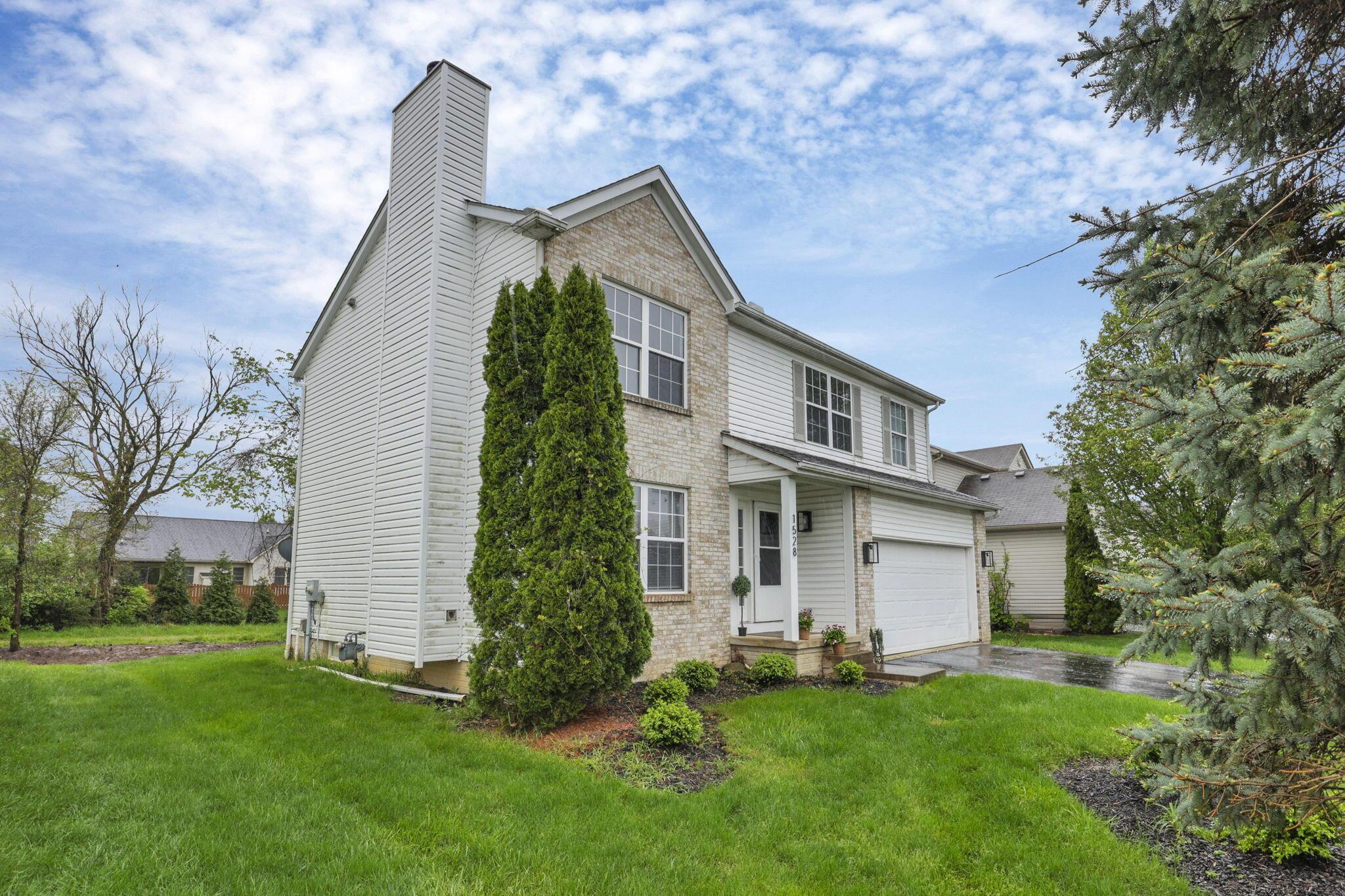 1528 Mckinney Lane, Pataskala, Ohio image 4