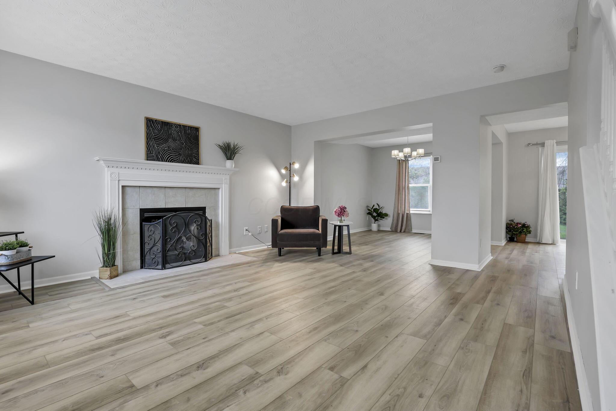 1528 Mckinney Lane, Pataskala, Ohio image 10