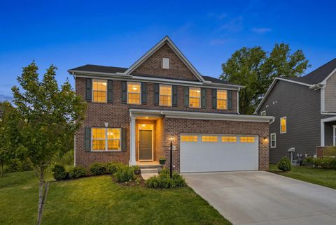 Photo of 248 Arlington Drive, Pickerington, OH 43147 (MLS # 226017156)
