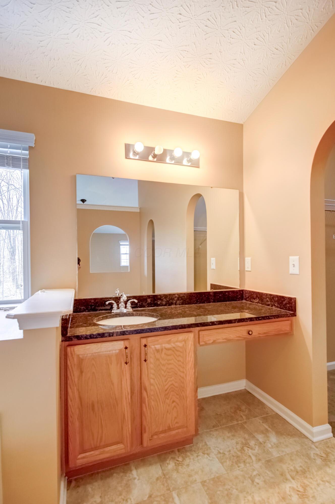 2083 Stone Valley Place, Reynoldsburg, Ohio image 30