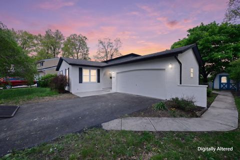 Photo of 5330 Torchwood Loop W, Columbus, OH 43229 (MLS # 226014112)