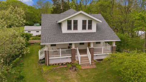Photo of 7770 Bale Kenyon Road, Lewis Center, OH 43035 (MLS # 226014426)