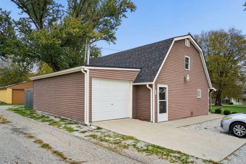 Tiny photo for 2819 Ohio Street, Grove City, OH 43123 (MLS # 226039334)