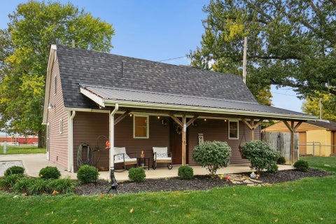 Tiny photo for 2819 Ohio Street, Grove City, OH 43123 (MLS # 226039334)