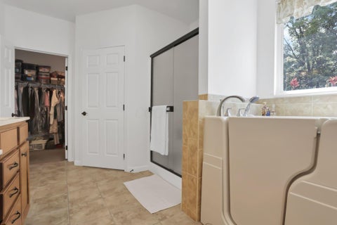 Tiny photo for 5043 Apple Glen Trail 78 #78, Grove City, OH 43123 (MLS # 226032571)