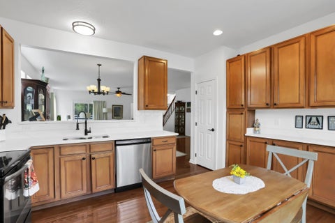 Tiny photo for 5043 Apple Glen Trail 78 #78, Grove City, OH 43123 (MLS # 226032571)