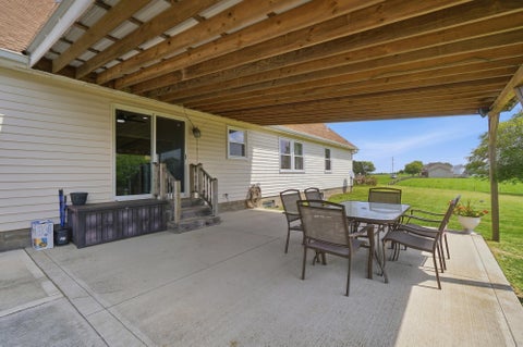 Tiny photo for 3215 Big Plain Circleville Road, London, OH 43140 (MLS # 226032864)