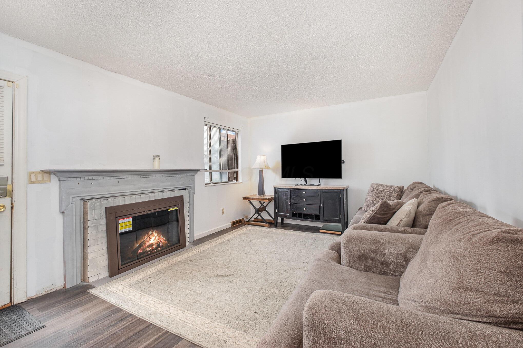 6150 Baskerville Drive, Columbus, Ohio image 14