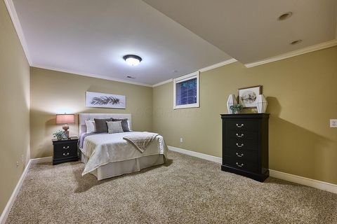 Tiny photo for 4289 Vaux Link, New Albany, OH 43054 (MLS # 226021608)