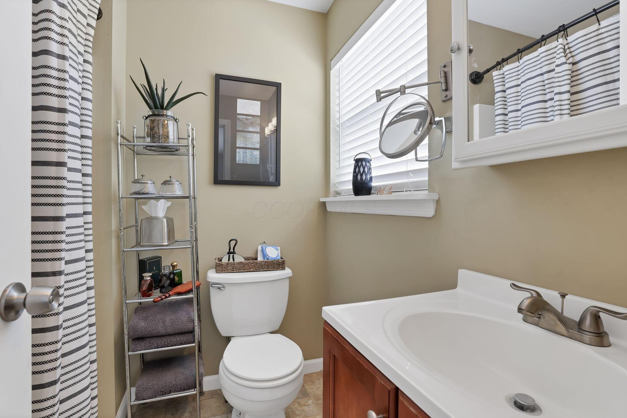525 Londonderry Lane, Newark, Ohio image 41