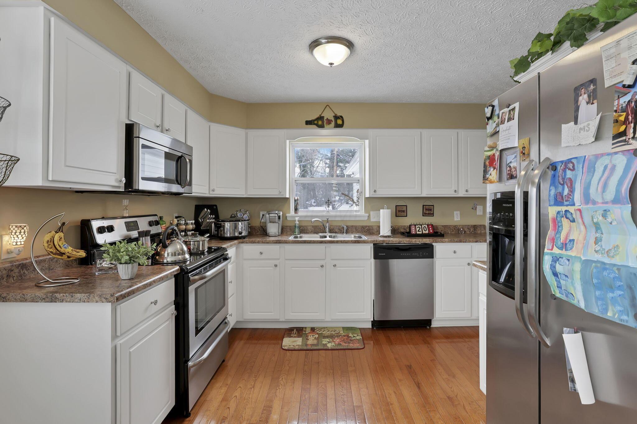 525 Londonderry Lane, Newark, Ohio image 27