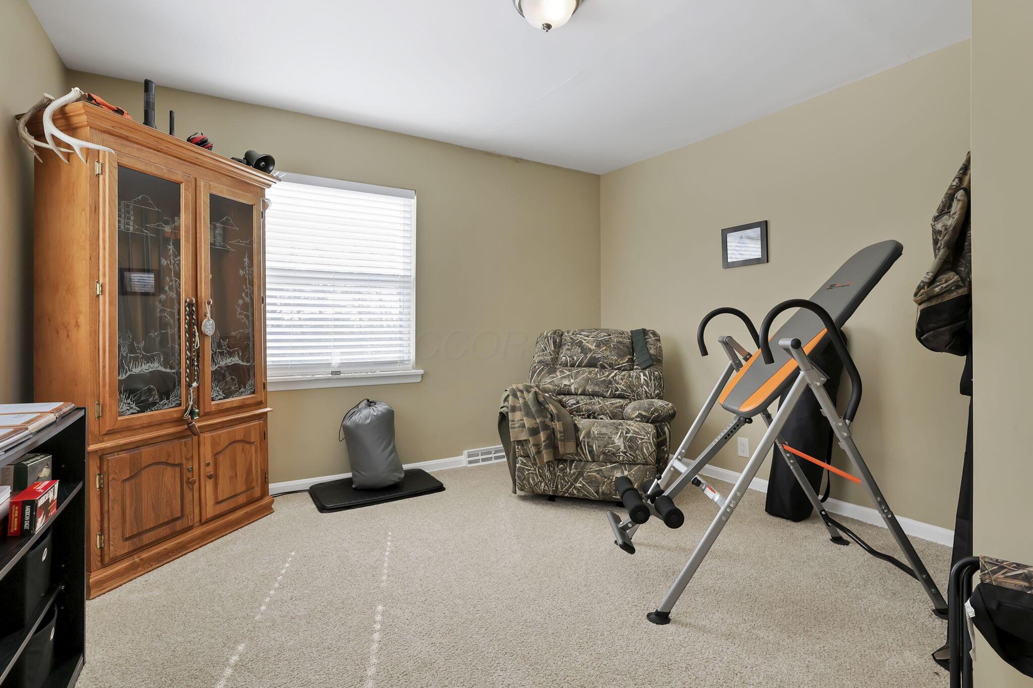 525 Londonderry Lane, Newark, Ohio image 48