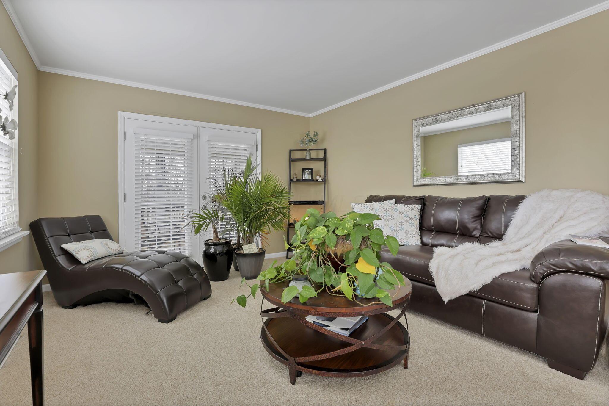 525 Londonderry Lane, Newark, Ohio image 12