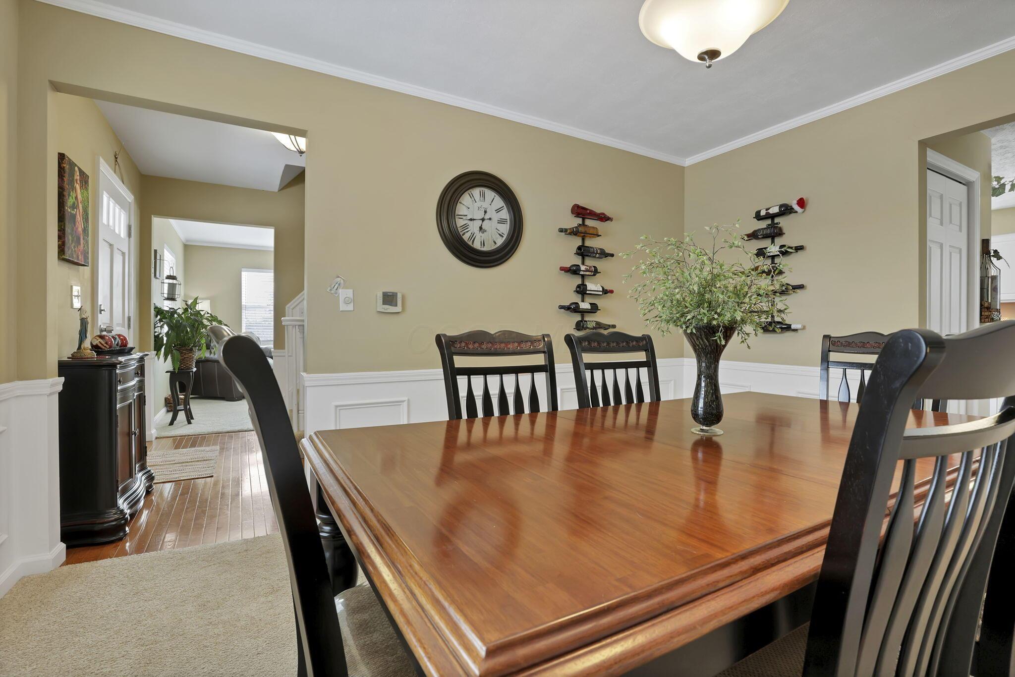 525 Londonderry Lane, Newark, Ohio image 17