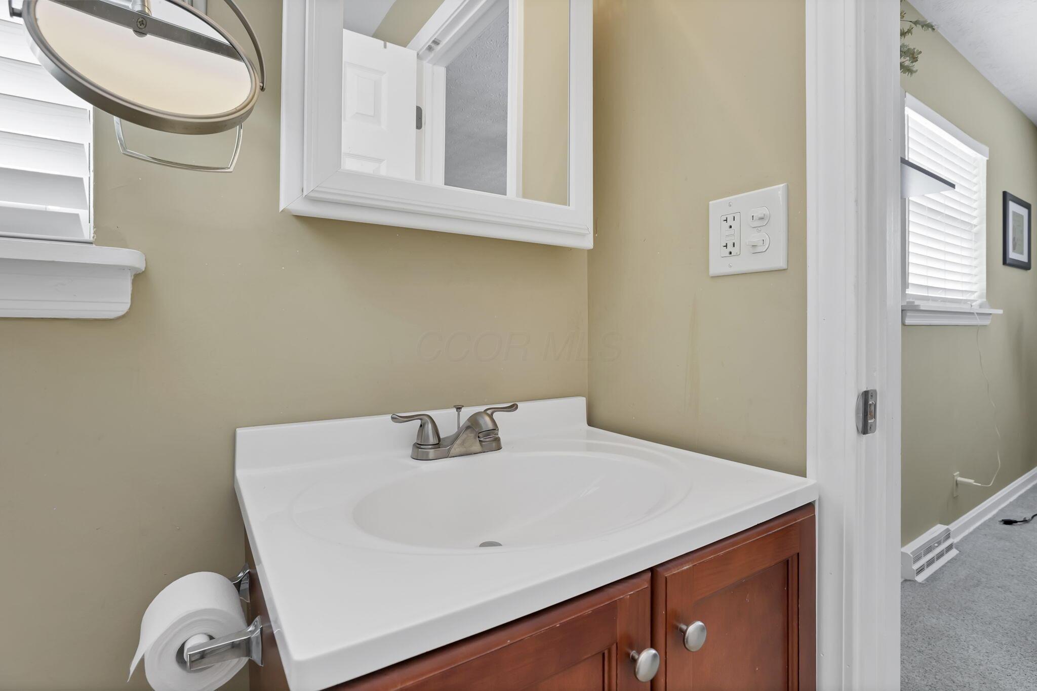525 Londonderry Lane, Newark, Ohio image 42