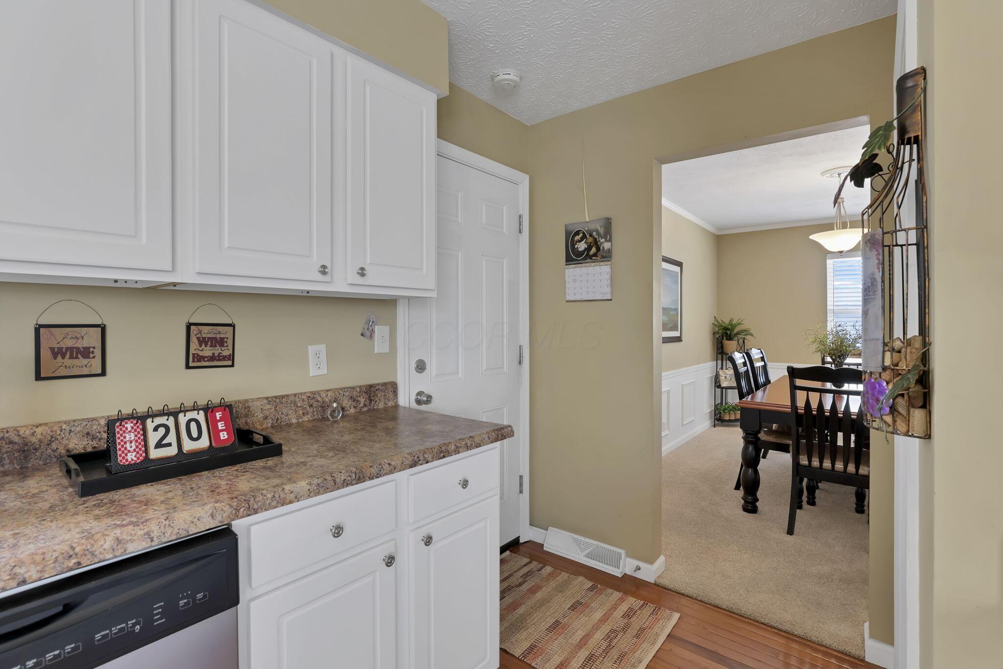 525 Londonderry Lane, Newark, Ohio image 25