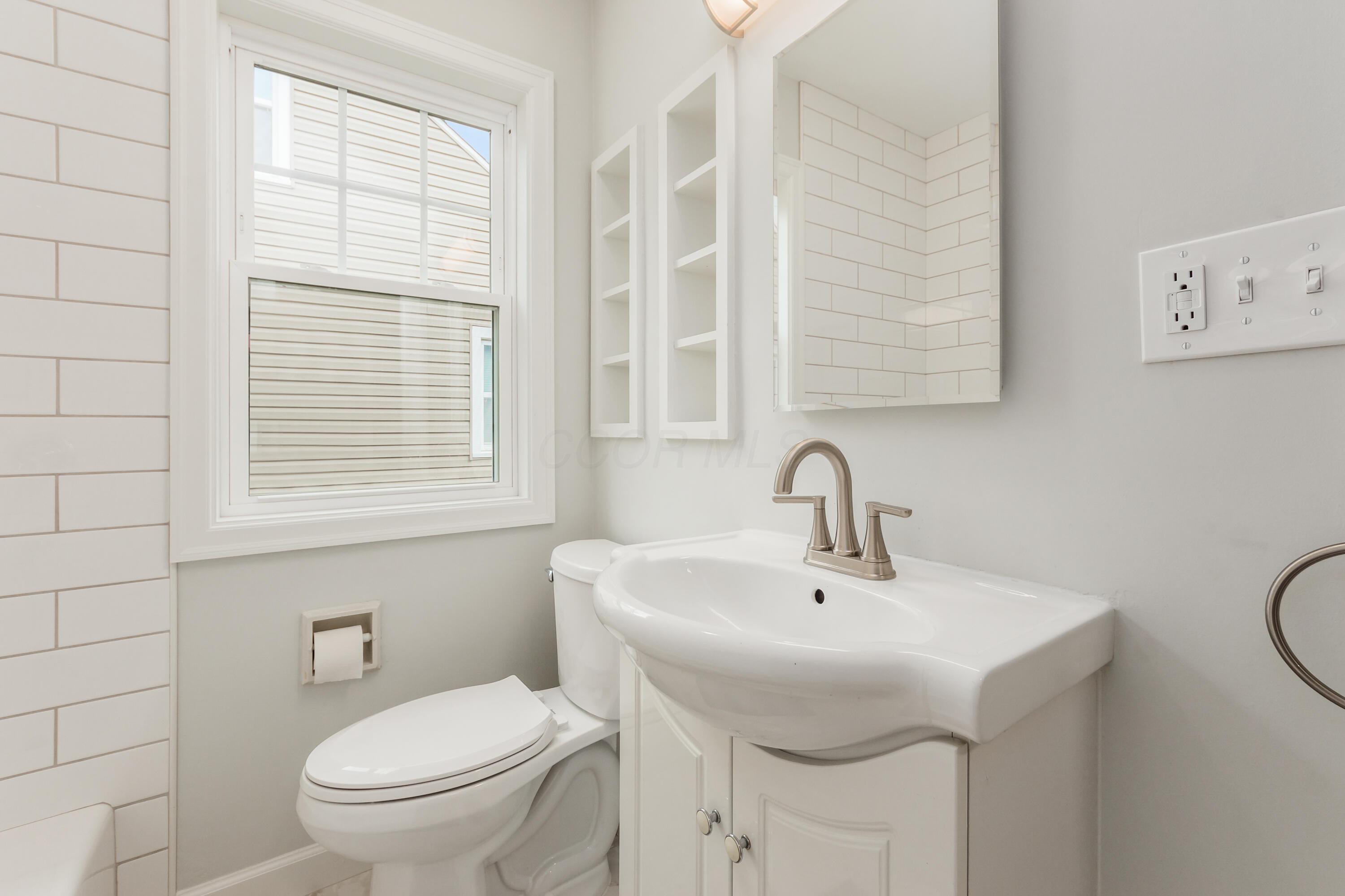 2787 Bellwood Avenue, Bexley, Ohio image 12