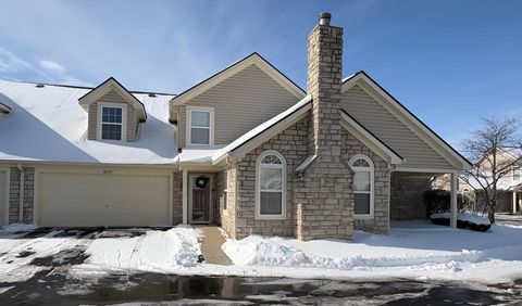 Photo of 6293 Hampton Green Place 12C #12C, Dublin, OH 43016 (MLS # 226003246)