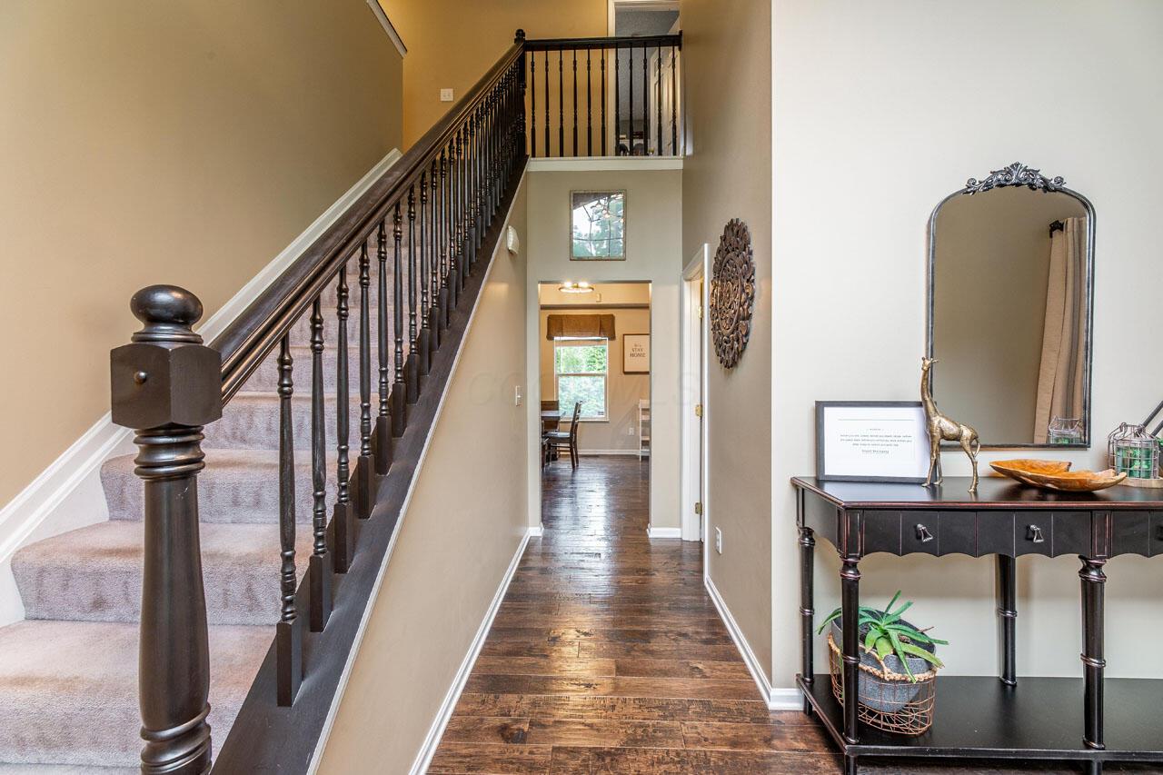 7756 Fulmar Drive, Dublin, Ohio image 2