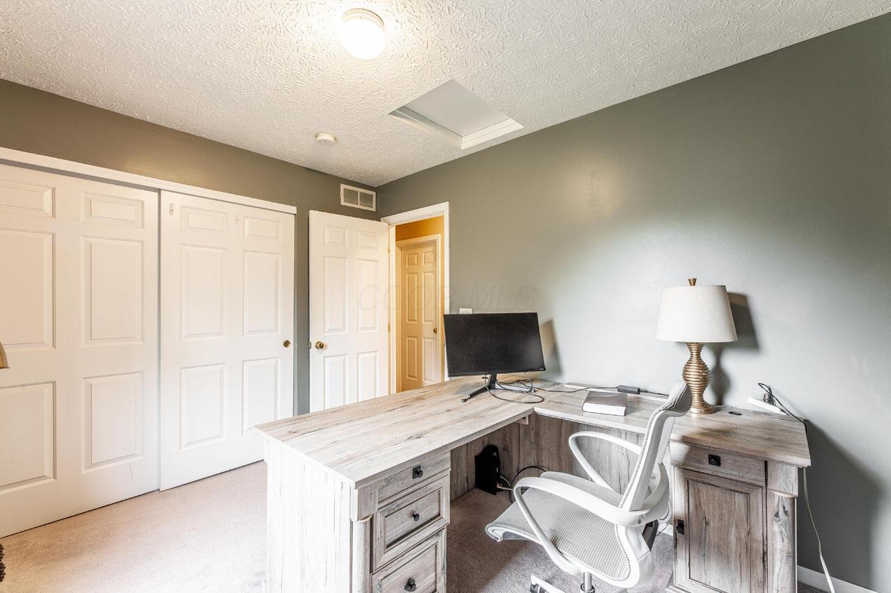 7756 Fulmar Drive, Dublin, Ohio image 20