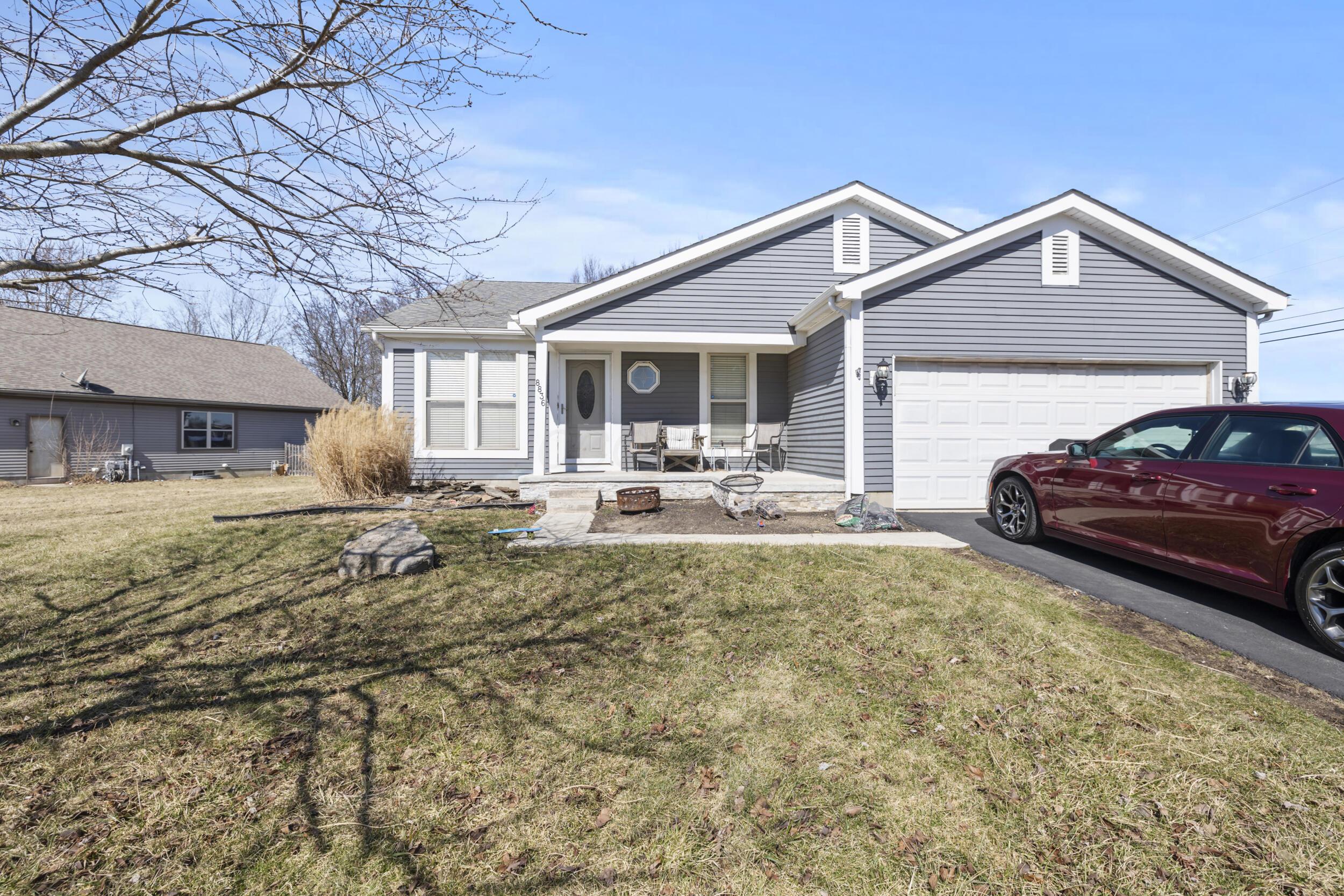 8836 Stillwater Drive, Galloway, Ohio image 1