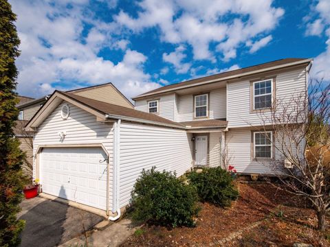 Photo of 1429 Milridge Drive, Marysville, OH 43040 (MLS # 226005763)