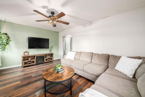 Tiny photo for 256 N Kellner Road, Columbus, OH 43209 (MLS # 225045571)