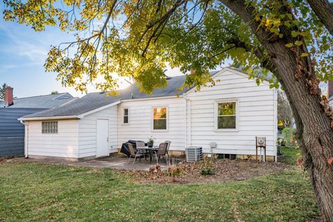 Tiny photo for 256 N Kellner Road, Columbus, OH 43209 (MLS # 225045571)