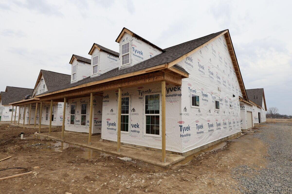 4518 Nonius Drive, Hilliard, Ohio image 3