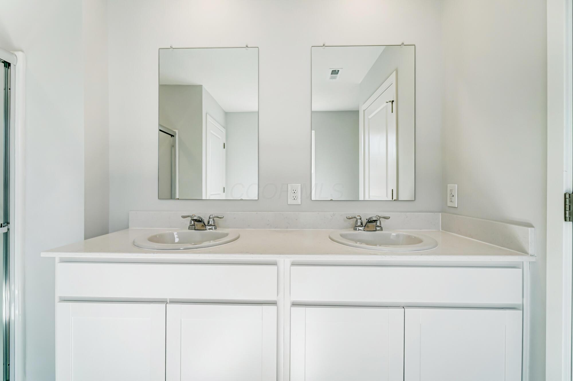 160 Oak Valley Ct, Newark, Ohio image 23