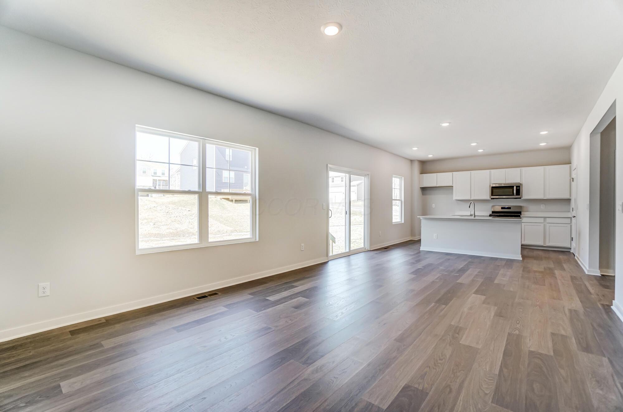160 Oak Valley Ct, Newark, Ohio image 9