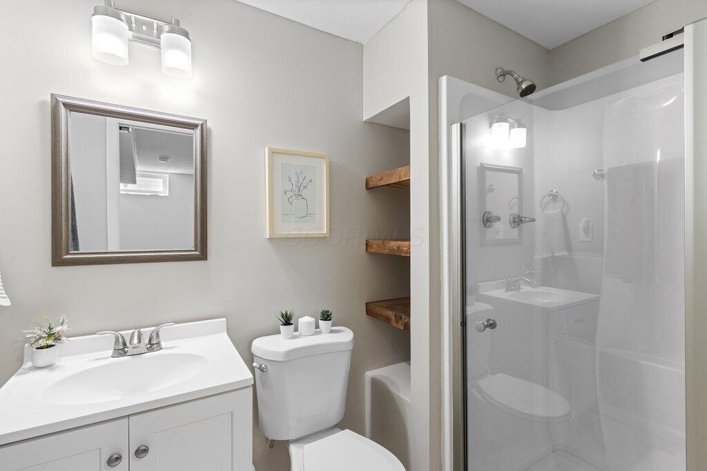 5867 Katara Drive, Galloway, Ohio image 21
