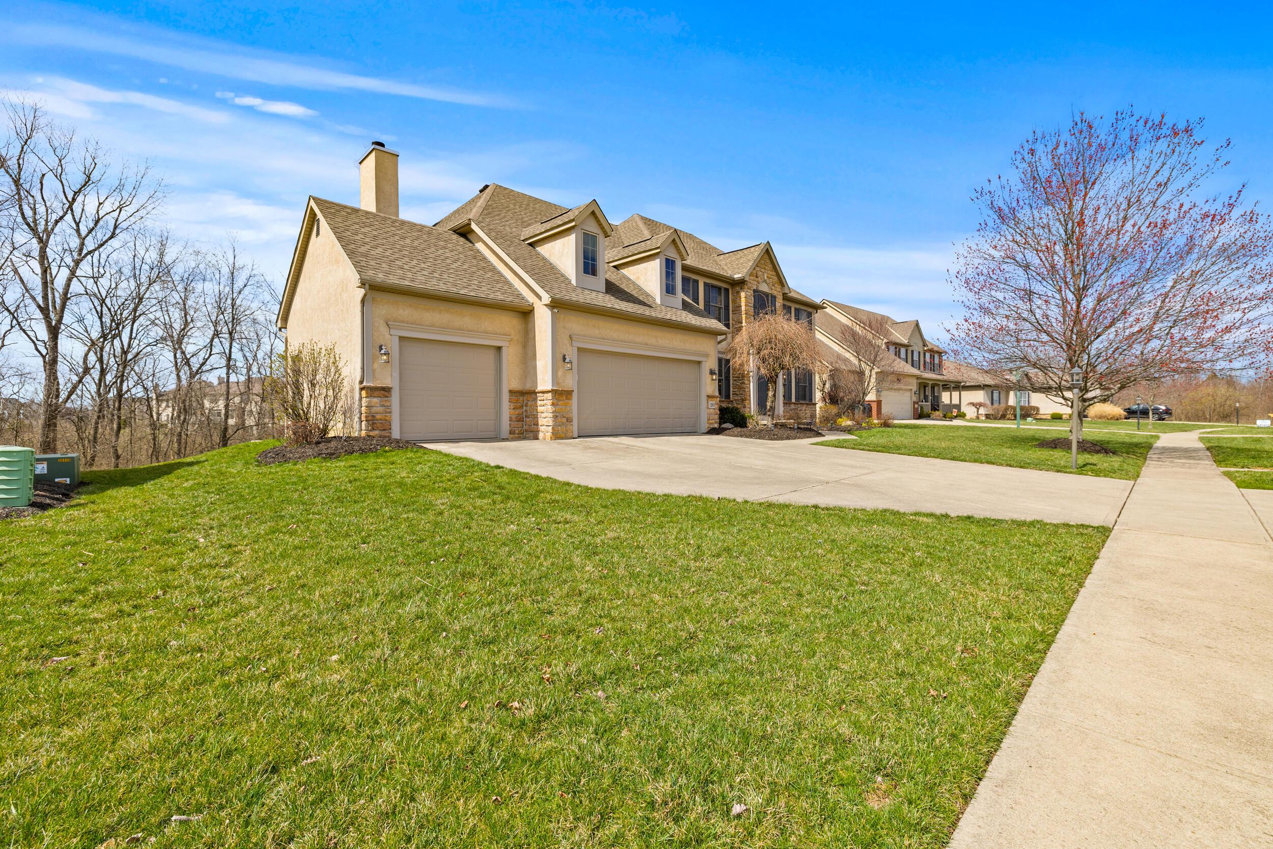12803 Rocky Creek Drive, Pickerington, Ohio image 4